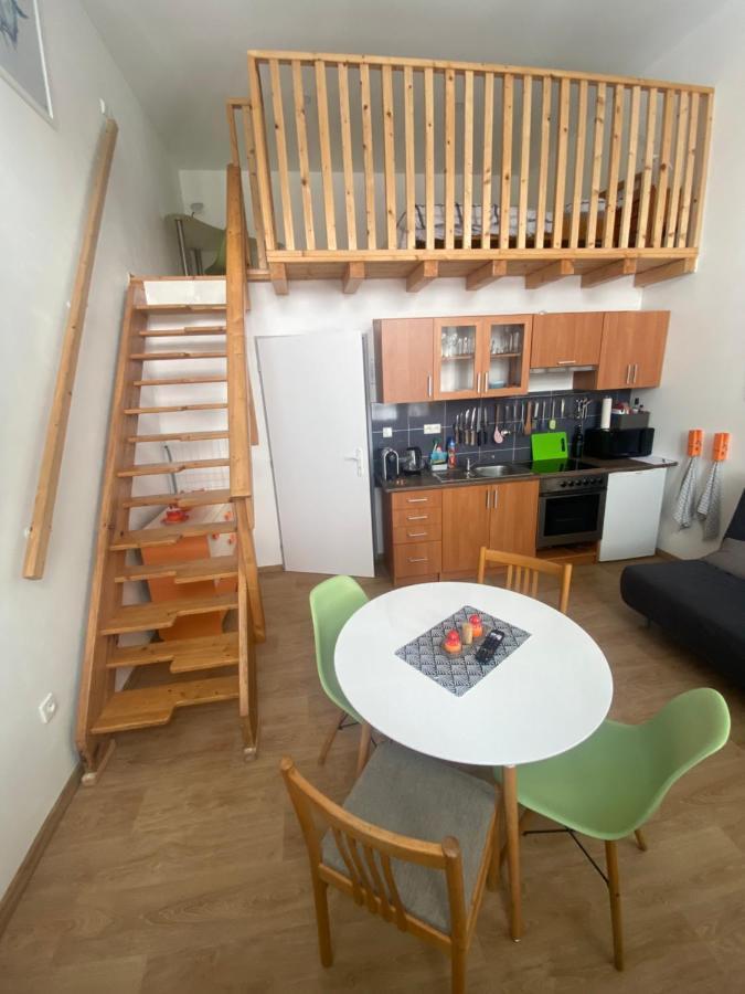 Apartman V Lesni Jablonec nad Nisou Exterior photo